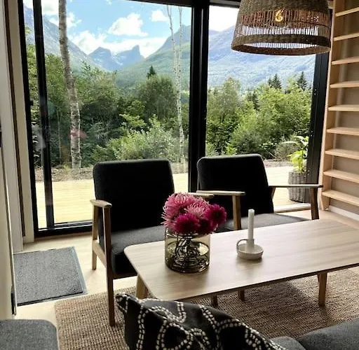 Kavliskogen Panorama Semesterbostad Isfjorden